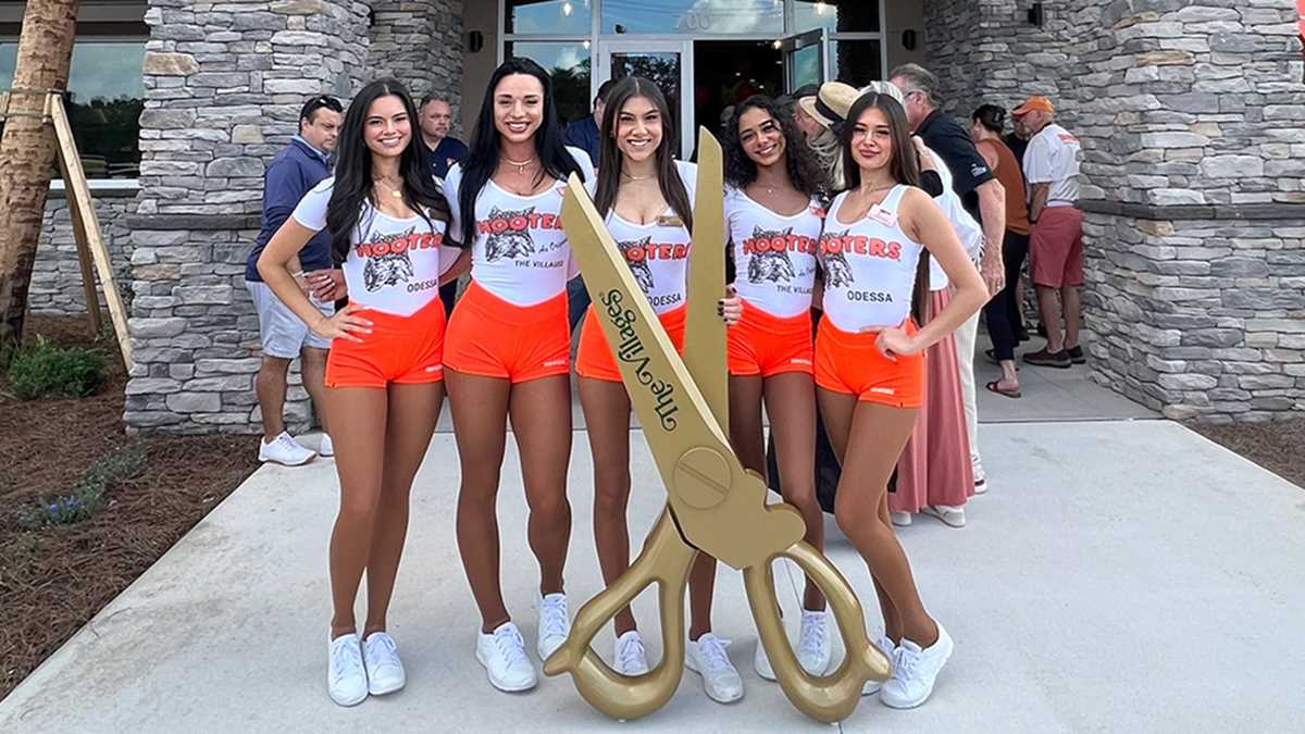 hooters menu test answers